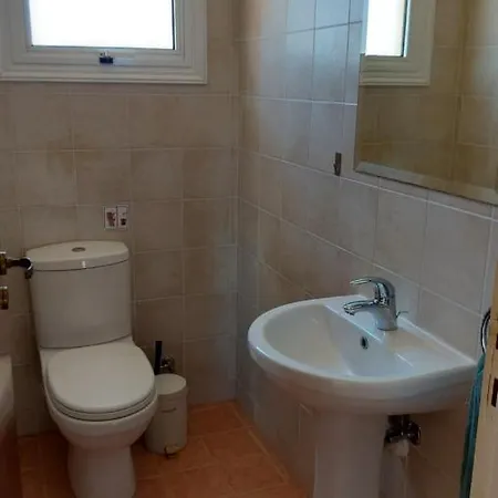 Nissi Golden Lome Appartement *
